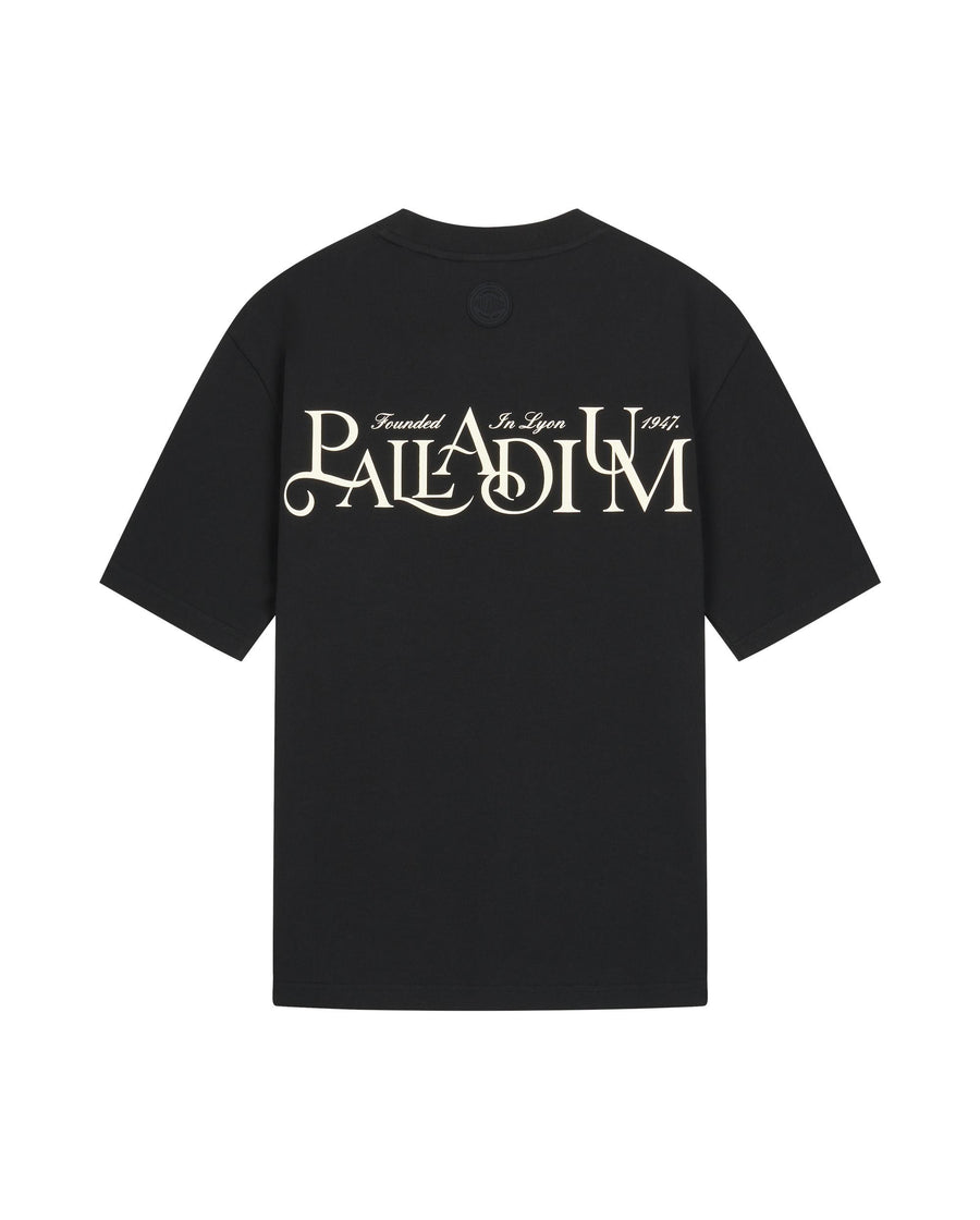 1011346-032 | MEN'S PALLADIUM LOGO LOOSE FIT T-SHIRT | TAP SHOE