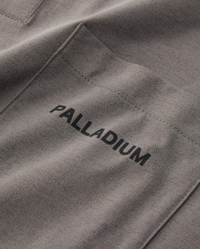 1011533-006 | MEN'S LOGO HENLEY COLLAR POCKET T-SHIRT | IRON GREY