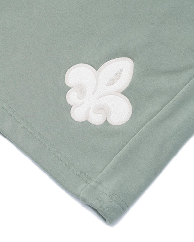 178025-335 | UNISEX EMBROIDERED IRIS LOGO SHORTS | OIL GRN