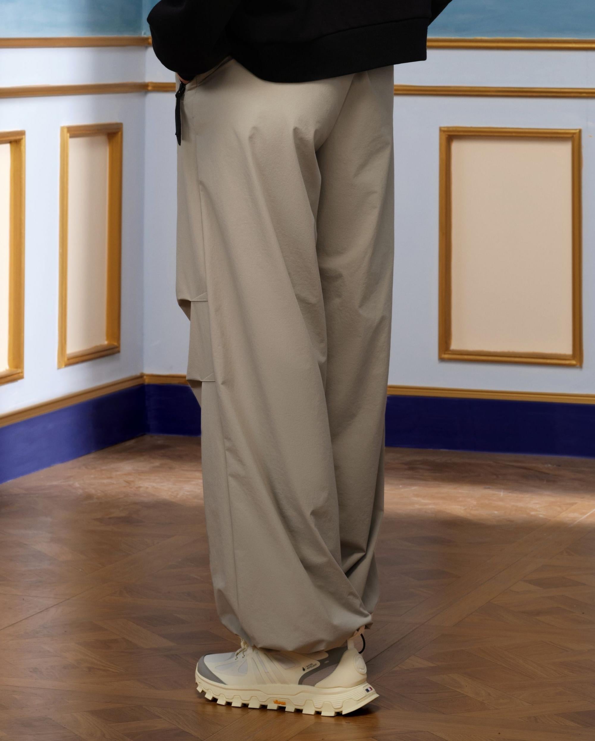 1910486-031 | WOMEN'S URBAN PALLADIUM LOGO CARGO PANTS | FLINT GRAY