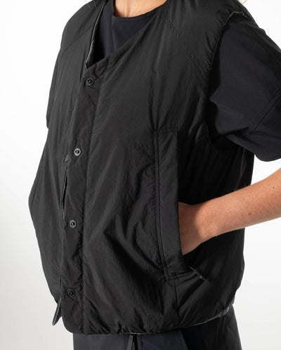 1911713-008 | WATER REPELLENT REVERSIBLE PADDED VEST JACKET | BLACK