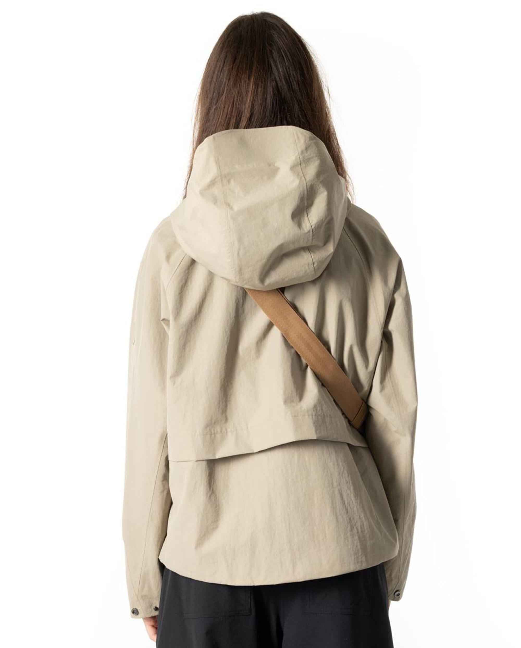 1911714-257 | WOMEN'S WATER REPELLENT WINDBREAKER HOODED JACKET | WARM SAND