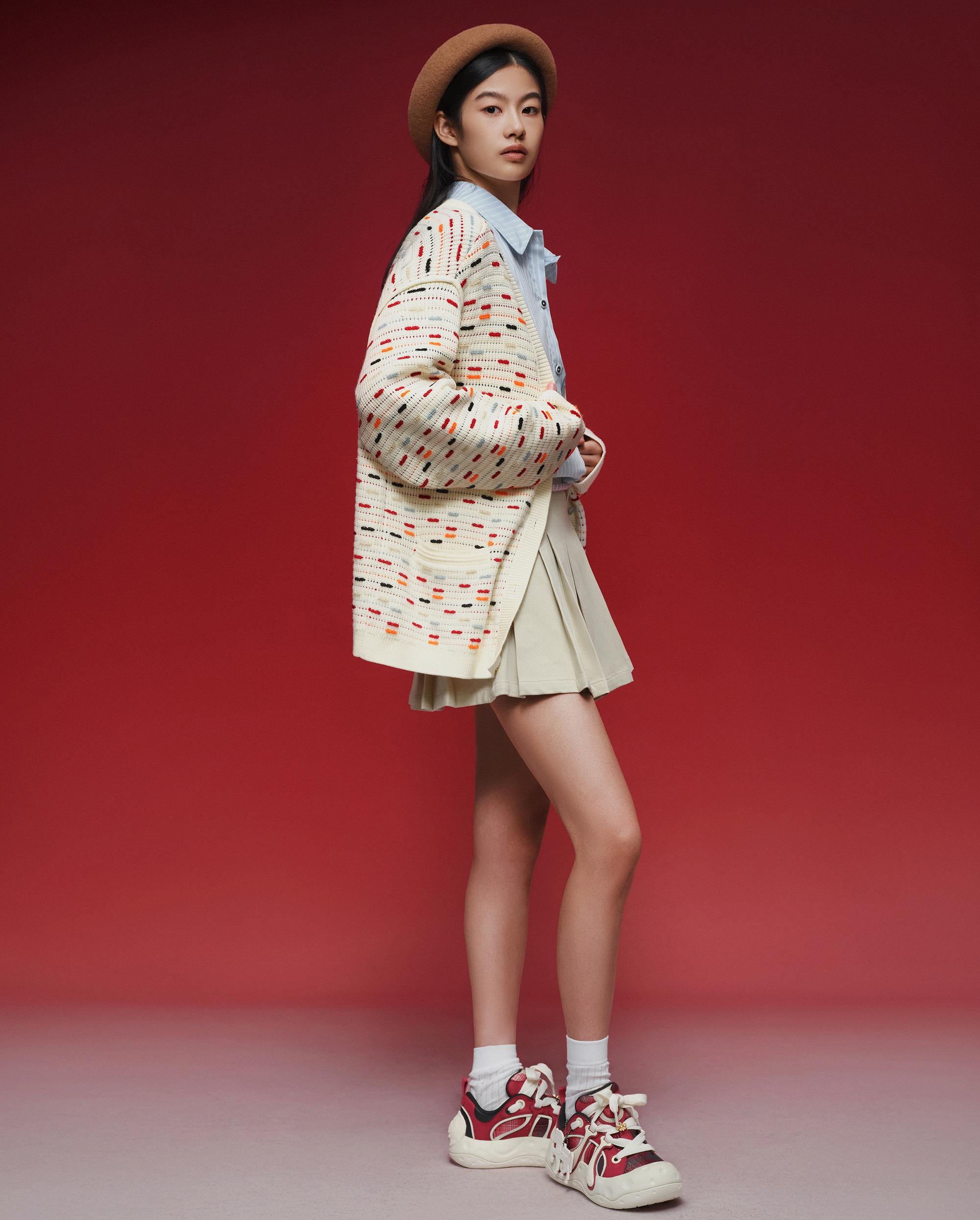 1912842-630 | WOMEN'S EMBROIDERED CNY HORSE THEME LOGO CARDIGAN | WT/RD/BN