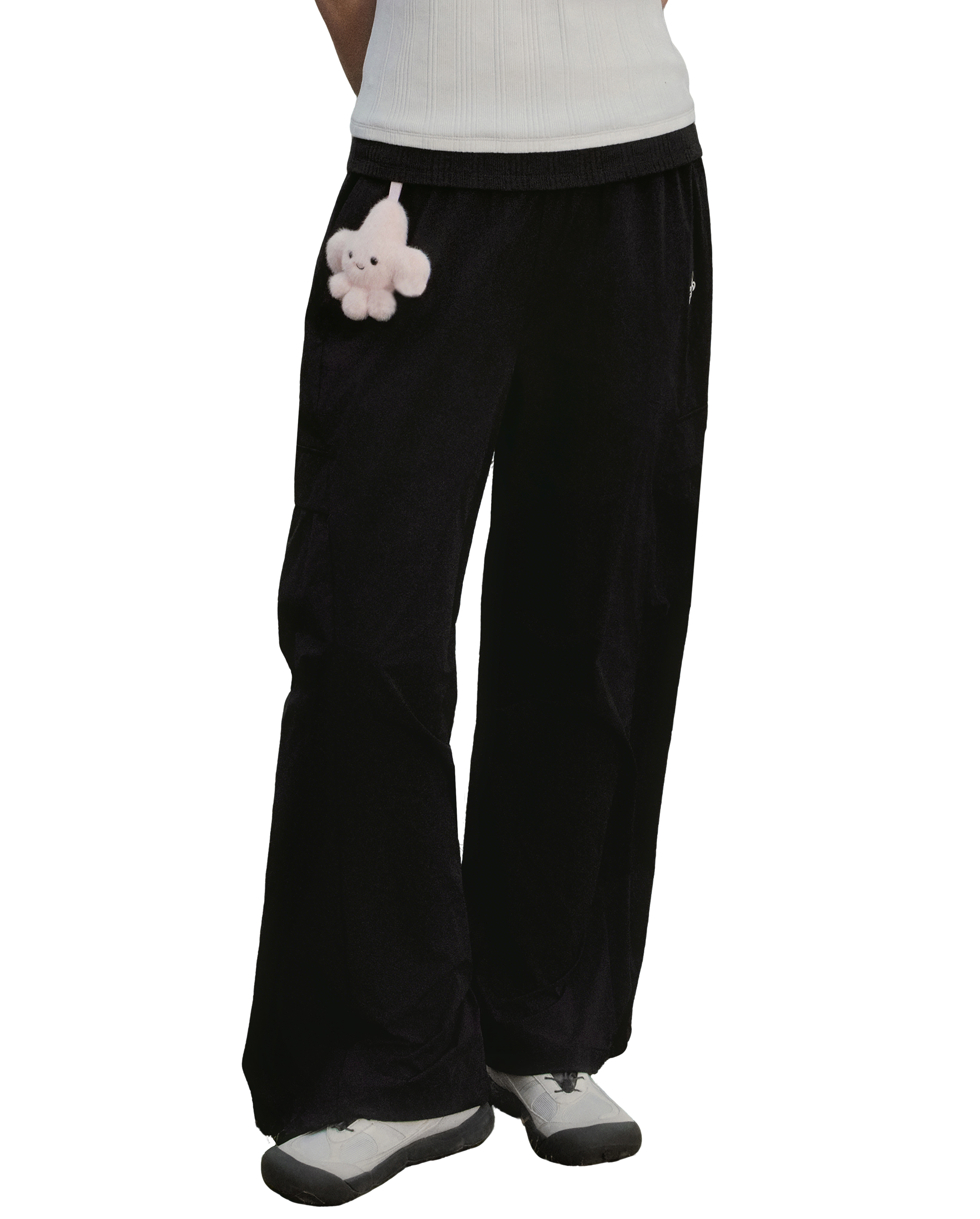 1913026-032 | WOMEN'S IRIS LOGO LOOSE FIT CARGO PANTS | TAP SHOE