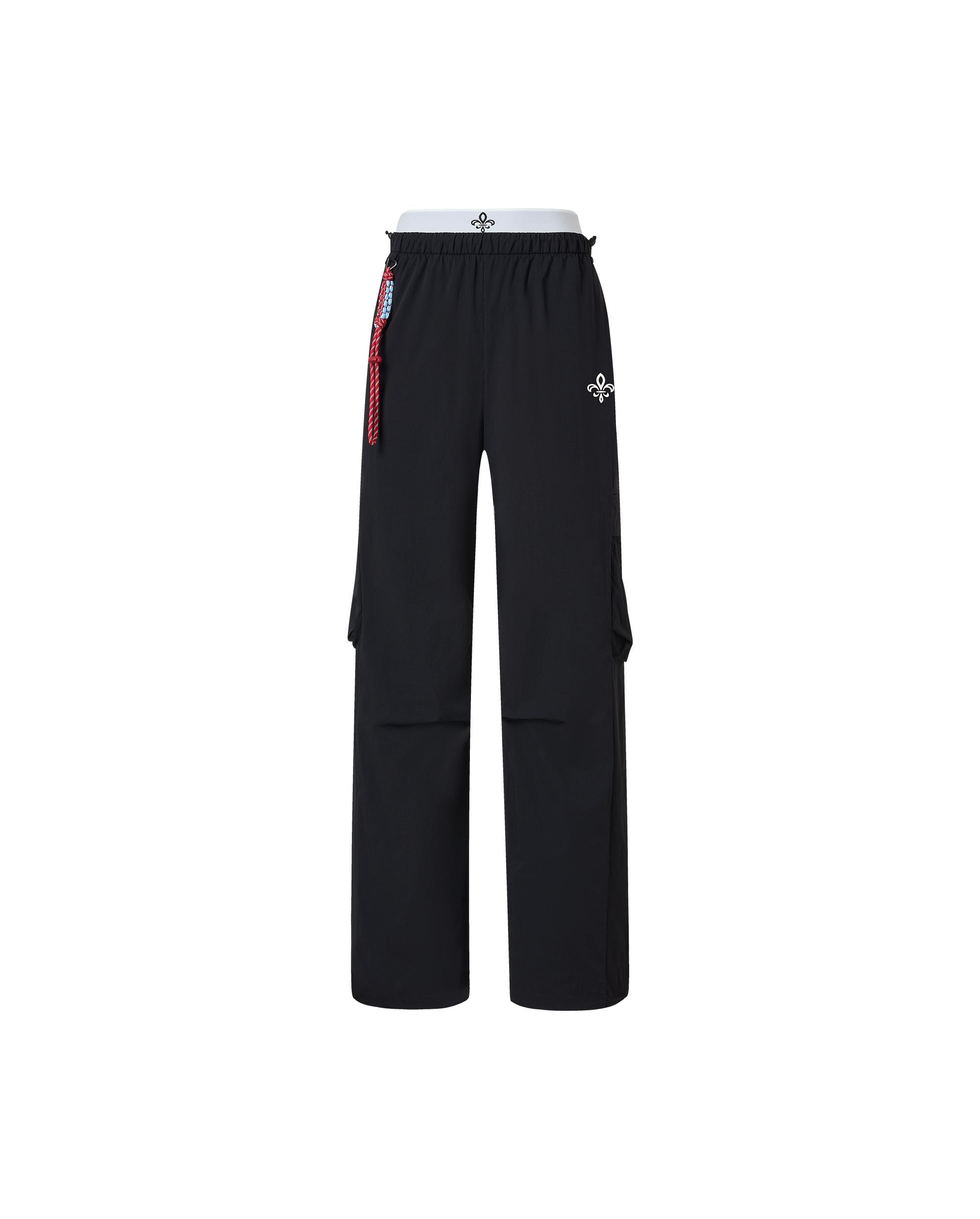 1913026-032 | WOMEN'S IRIS LOGO LOOSE FIT CARGO PANTS | TAP SHOE