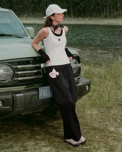 1913026-032 | WOMEN'S IRIS LOGO LOOSE FIT CARGO PANTS | TAP SHOE