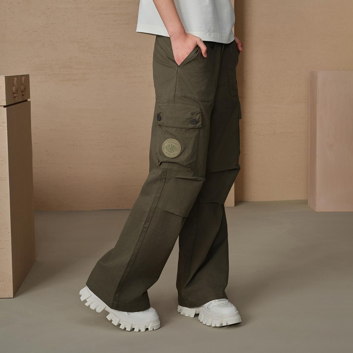 199786-367 | WOMEN'S PALLADIUM LOGO CARGO WIDE-LEG PANTS | TEA LEAF