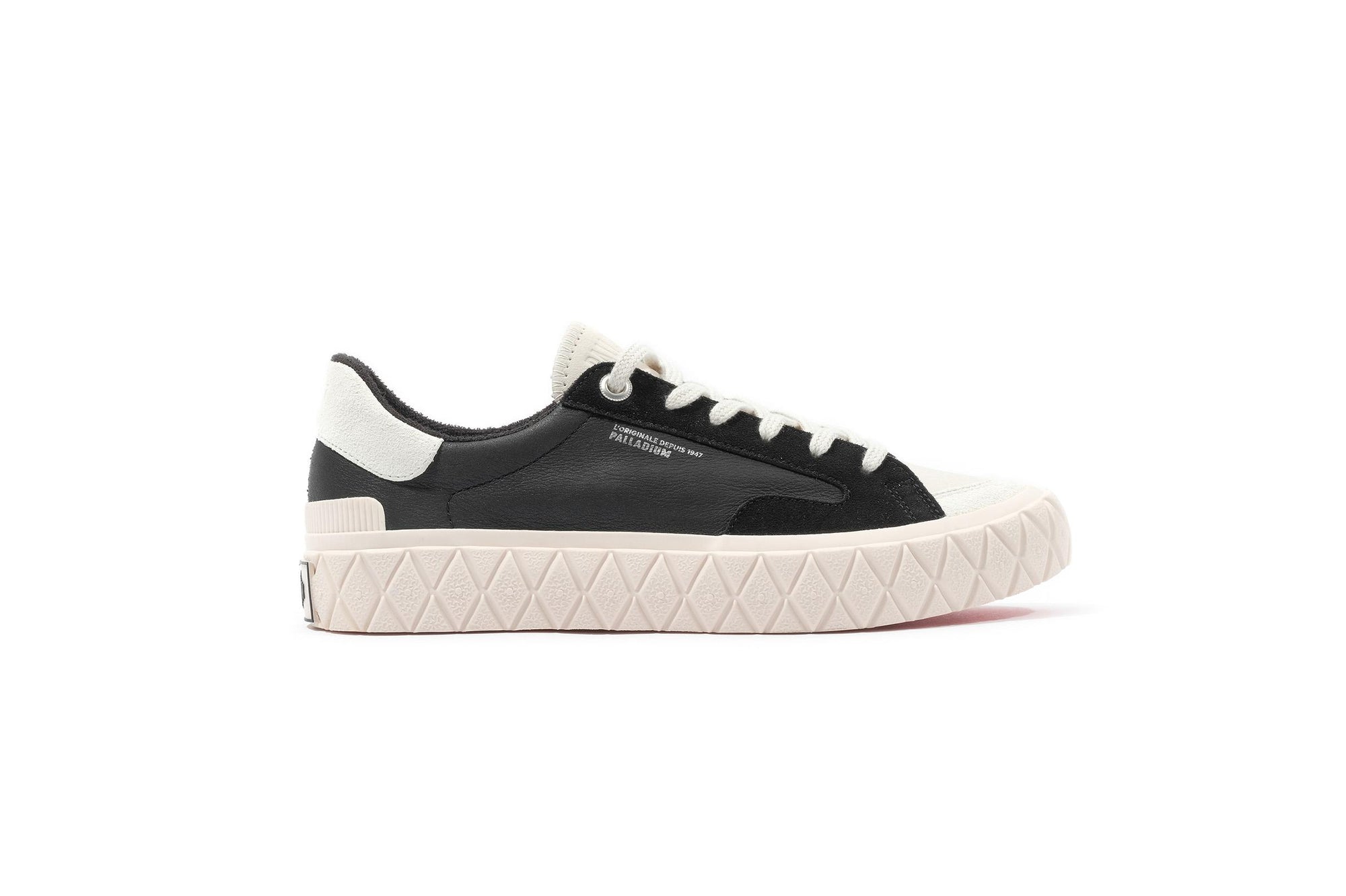 74323-016-M | PALLA ACE LO MIX | BLACK/MARSHMALLOW