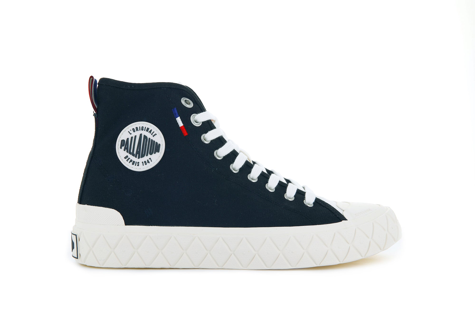 77015-030-M | PALLA ACE CANVAS MID | BLACK/MASHMALLLOW